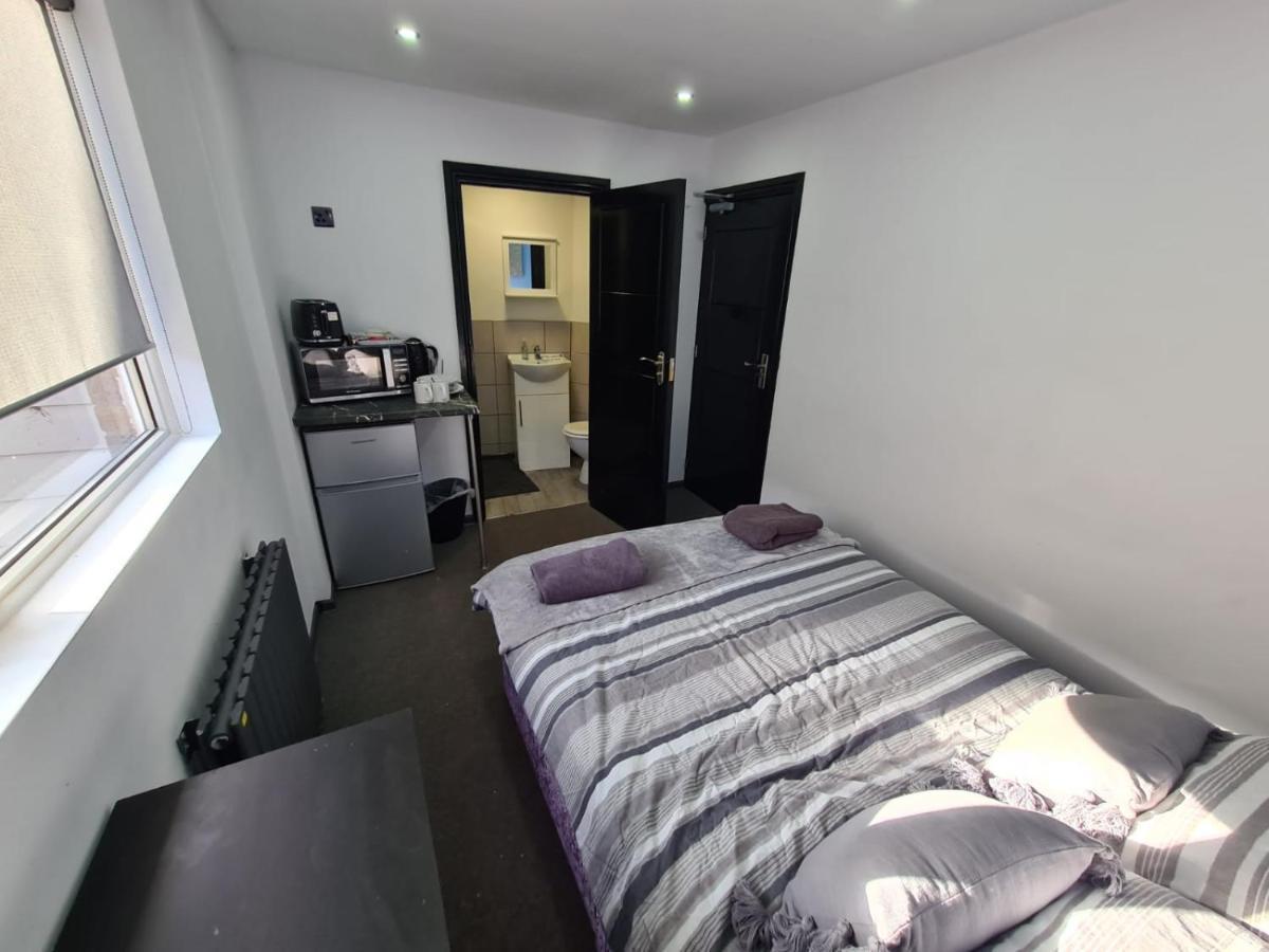 Oxclose Studios Peterborough Exterior foto